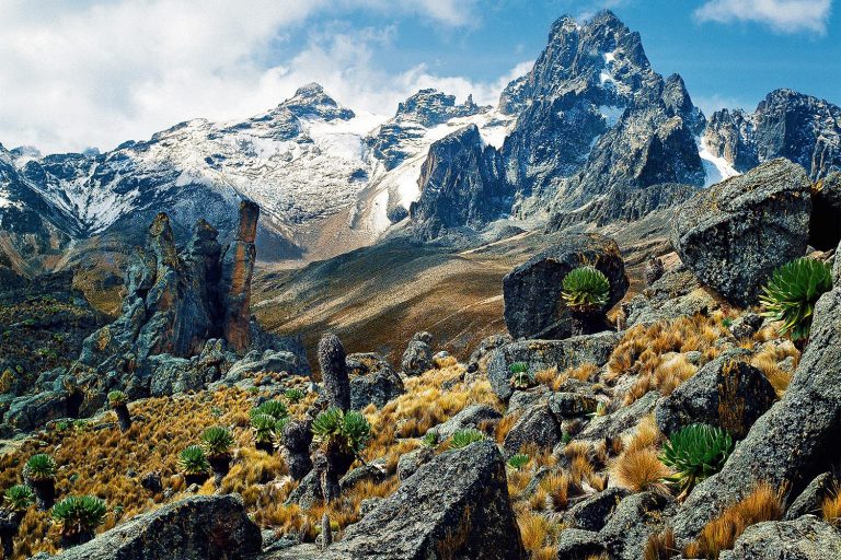 4 DAYS MOUNT KENYA CLIMB