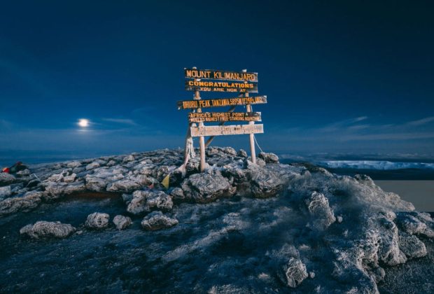 full-moon-kilimanjaro